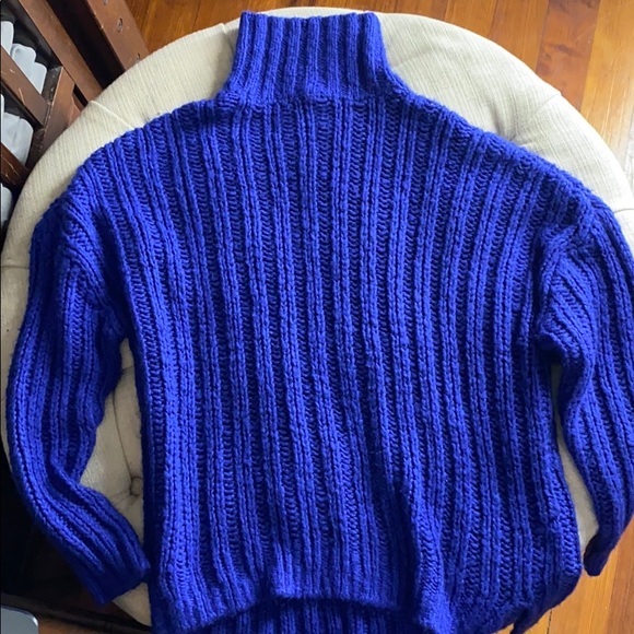 H&M Tops - H&M oversized sweater